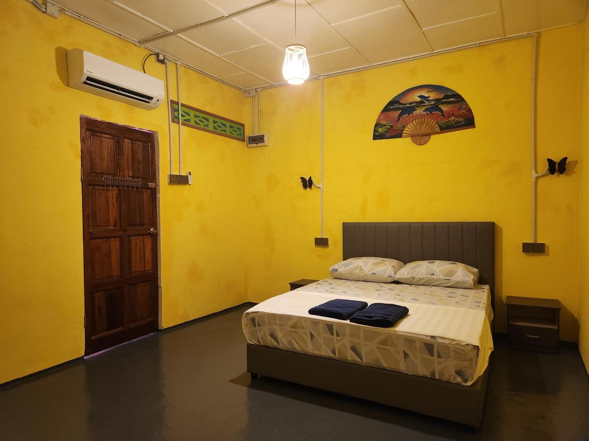 Gecko Guesthouse Pantai Cenang  Exterior photo