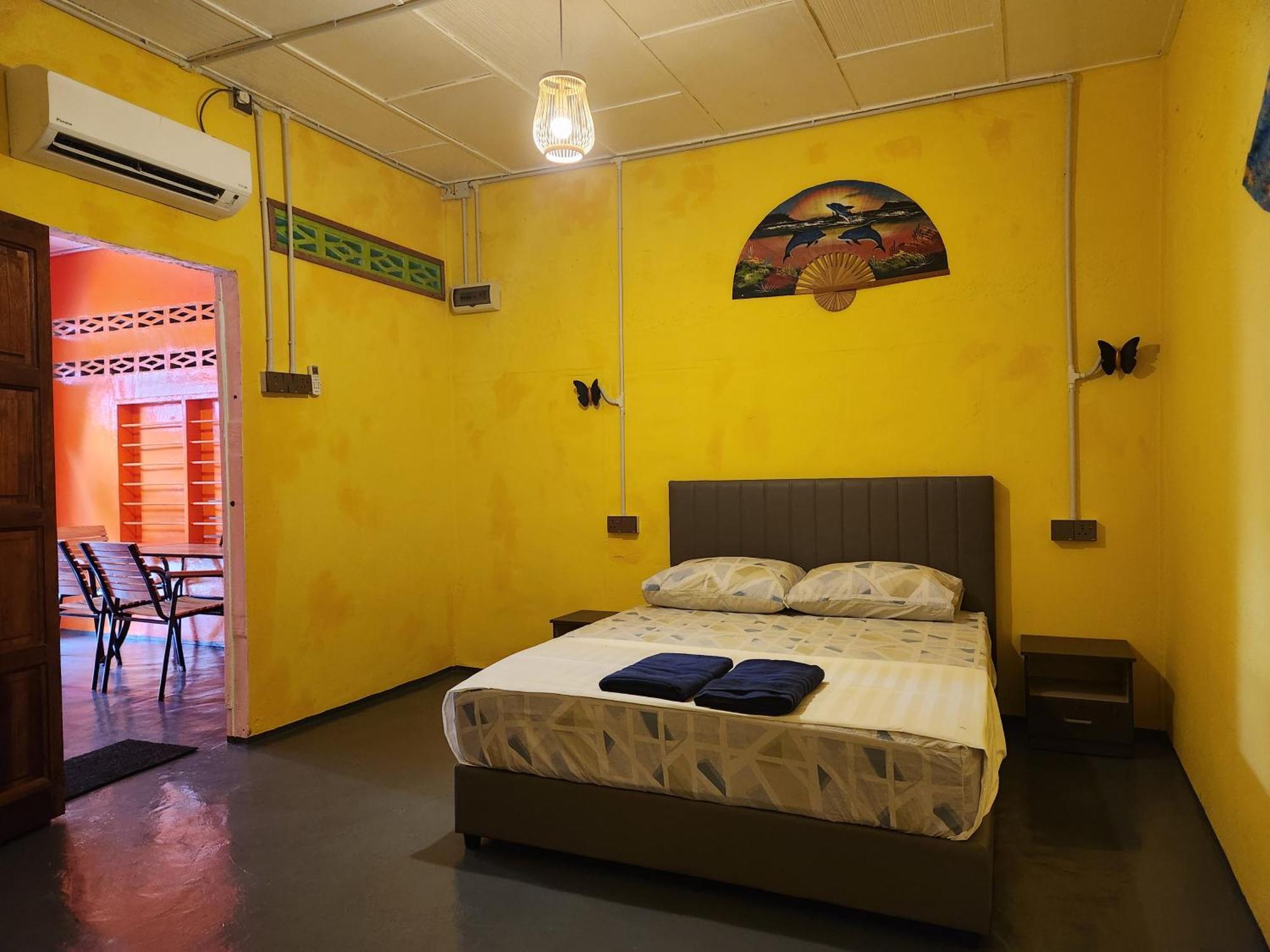 Gecko Guesthouse Pantai Cenang  Exterior photo